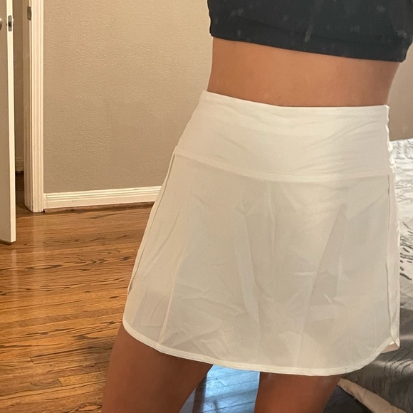 NWT DKNY White Sport Skirt - Picture 3 of 7